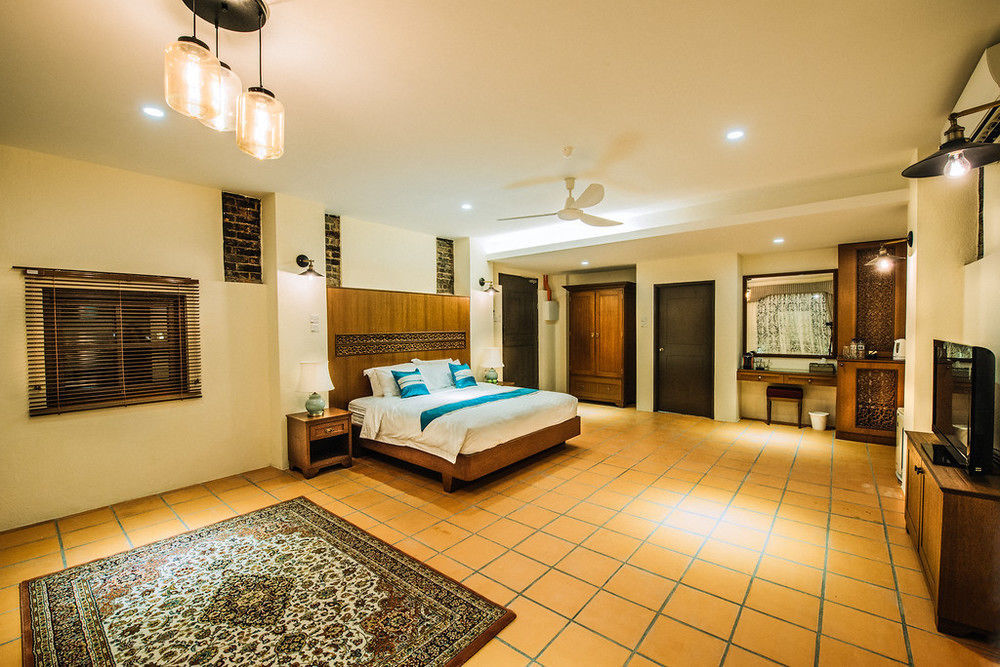 Botanica Mansion Bed & Breakfast Balik Pulau Exterior photo