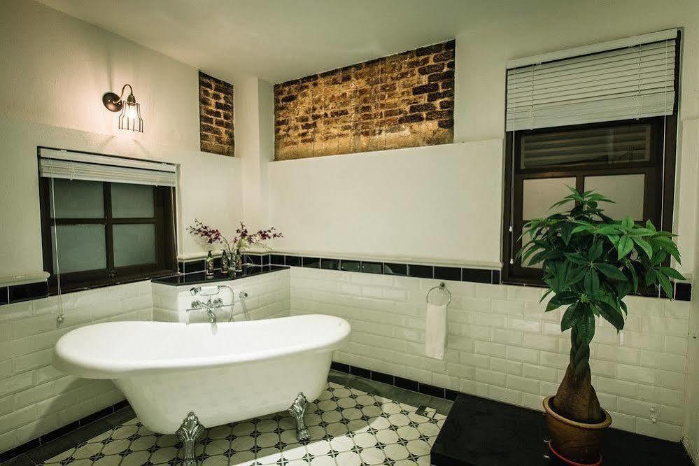Botanica Mansion Bed & Breakfast Balik Pulau Exterior photo