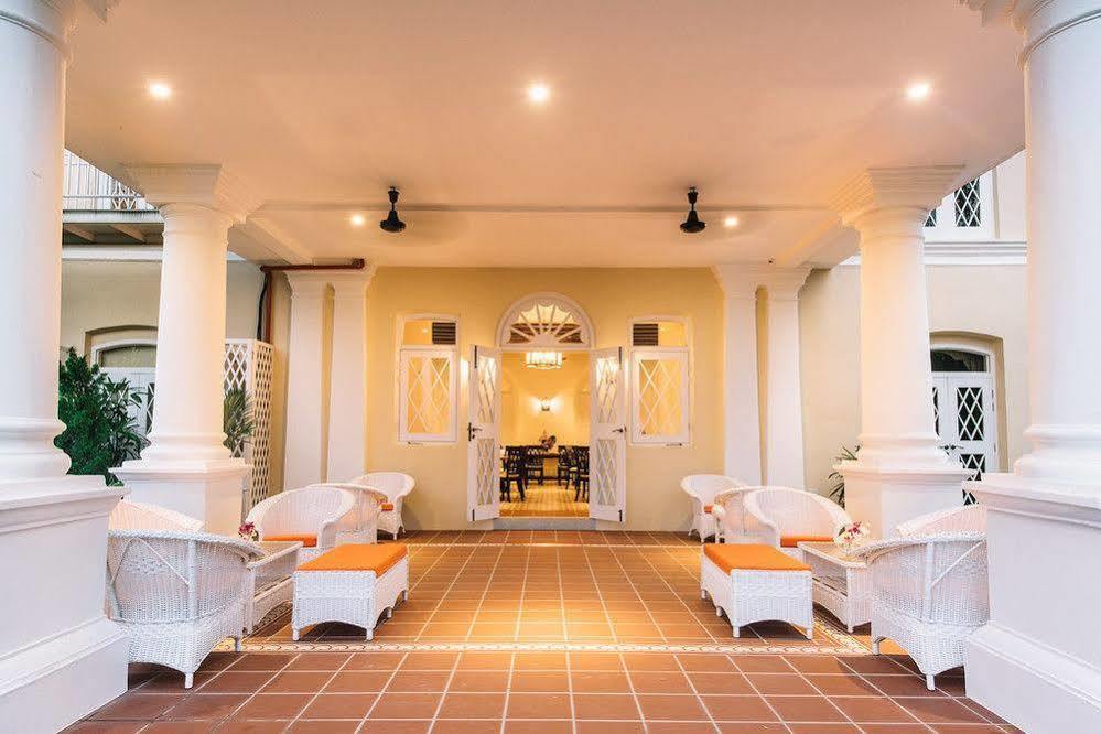 Botanica Mansion Bed & Breakfast Balik Pulau Exterior photo